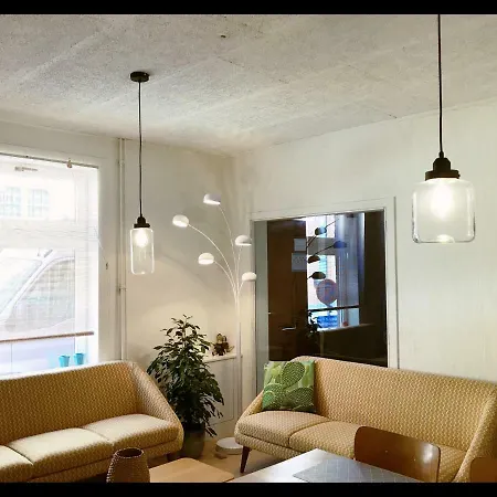 Trendy House 5min From Shoppingstreets 別荘