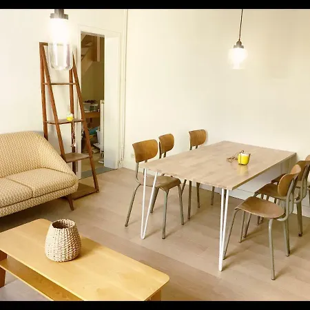 Holiday home Trendy House 5min From Shoppingstreets *